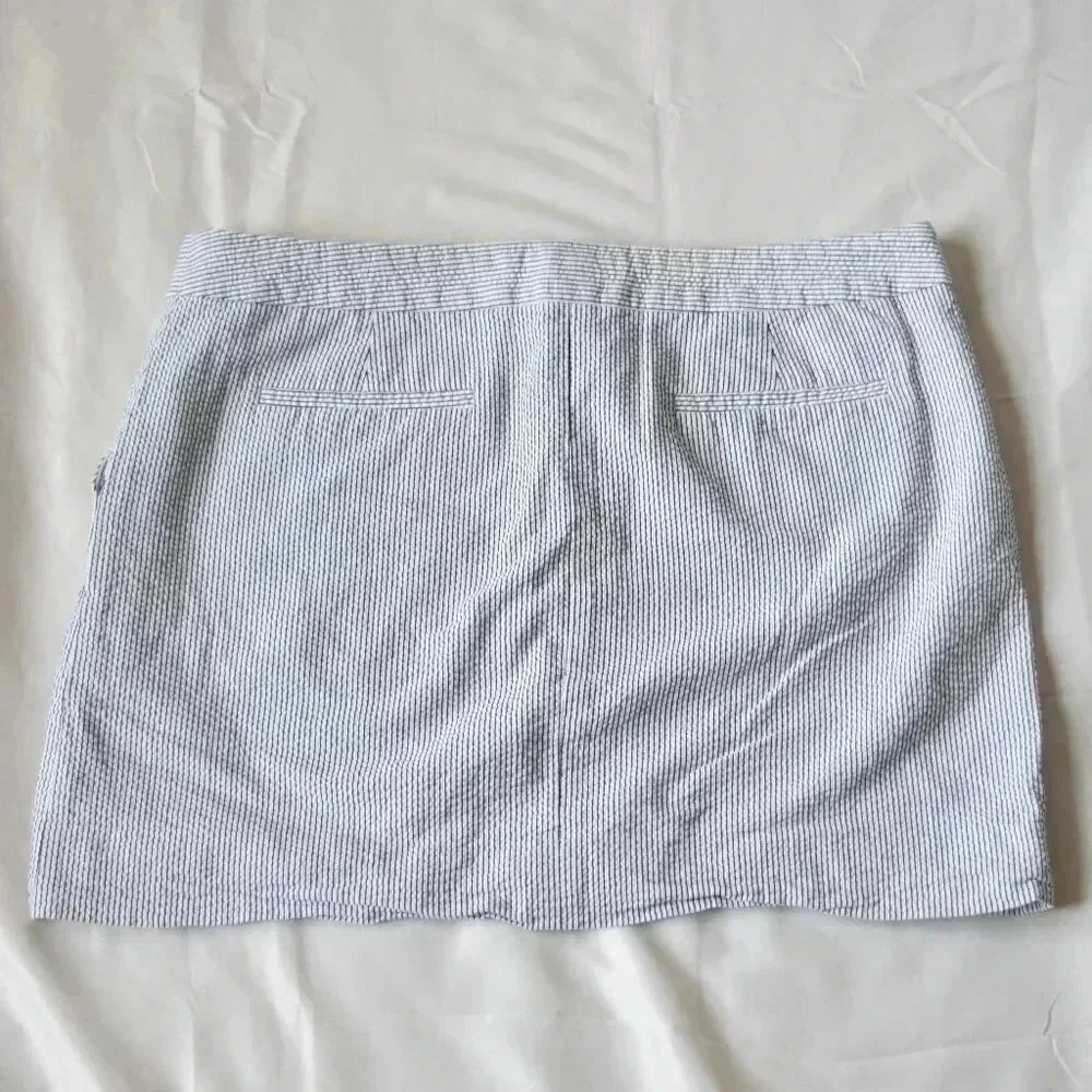 J.CREW Black & White Mini Skirt with Stripes Size 12